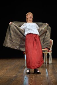 Andrea Castelletti-Modus-Verona-Estragone-Teatro-La-gonna-che-visse-due-volte
