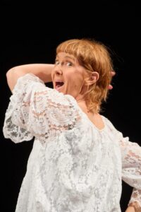 Andrea Castelletti-Modus-Verona-Estragone-Teatro-La-gonna-che-visse-due-volte